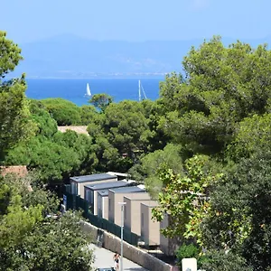 Le Mediterranee ** Hyères